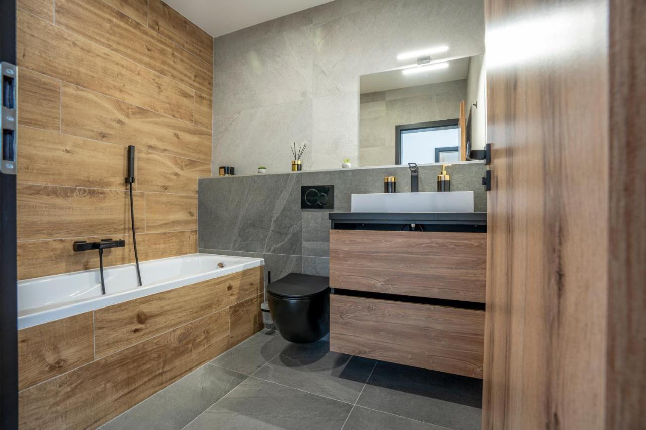Lazenske Apartmany Náchod Exterior foto