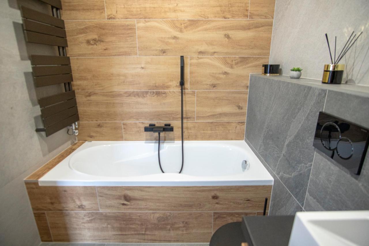 Lazenske Apartmany Náchod Exterior foto